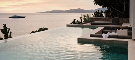 Bill&Coo Suite with Infinity Pool and Sea View