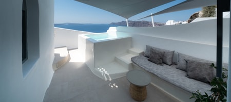 Deluxe Suite with Caldera-Sea View and Private Outdoor Hot Tub