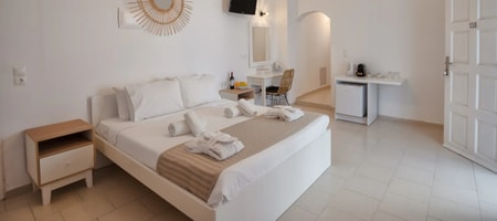 Standard Double Room with Mountain View