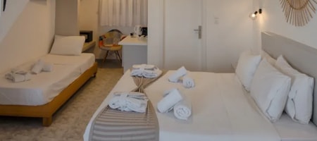 Family Suite with Pool View