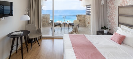Deluxe Double Front Sea View