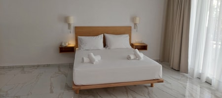 Suite with Garden View