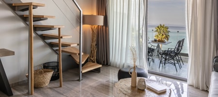 2 Level Suite | Sea View