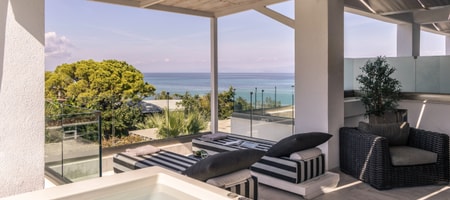 2 Level Suite | Outdoor Jacuzzi