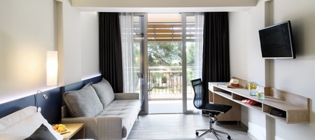 Deluxe Double Room with Garden View