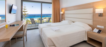 Superior Twin Room Sea View