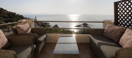 Emerald Seaview Suite