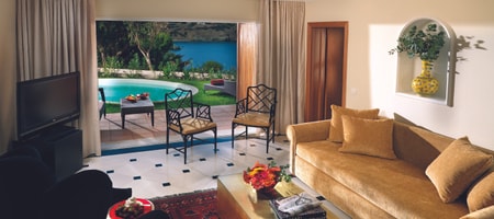 Exclusive One-Bedroom Suite with Sharing Pool