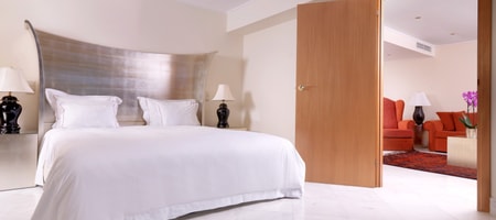 Exclusive One-Bedroom Suite Sea View