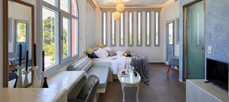 Executive Suite with Outdoor Hot Tub