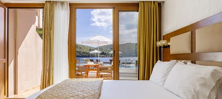 Double Room Ground Floor Sea View  (13-15m²)