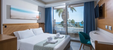 Superior Family Room with Sea View