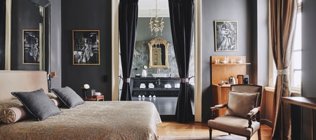 Signature King Suite