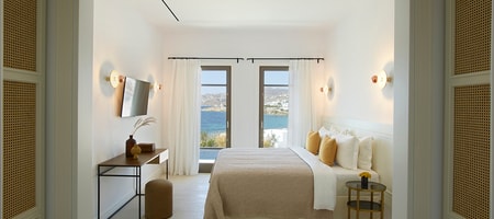 Two Bedroom Home Sea View with Private heated Pool