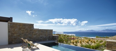 One Bedroom Suite Sea View with Private heated Pool