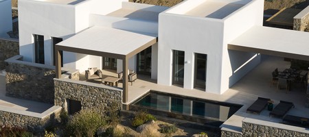 Three Bedroom Villa Sea View with Private heated Pool