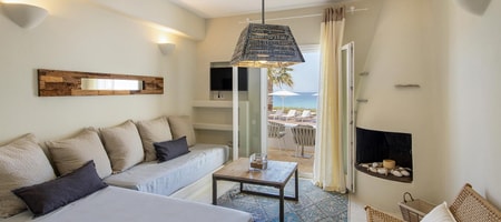 Seafront Superior  Deluxe Suite (5 pax)