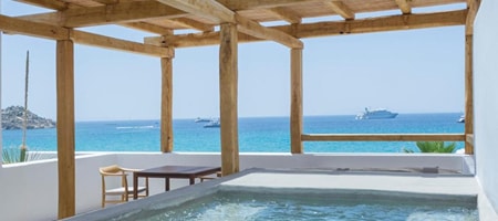 Deluxe Room with Jacuzzi Sea View