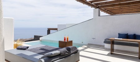 Deluxe Suite with Private Infinity Pool & Sea View