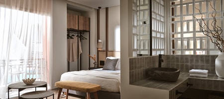 Deluxe Suite with Pool view