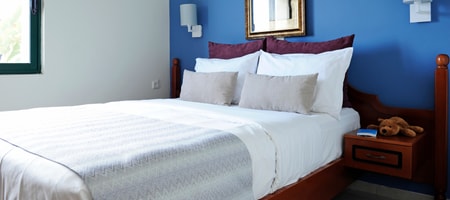 One Bedroom Apartment Inland View
