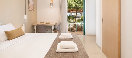 Studio Side Sea View