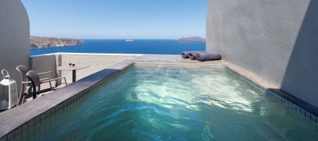 Deluxe Junior Suite with Heated Outdoor Whirlpool and Caldera and Sunset view