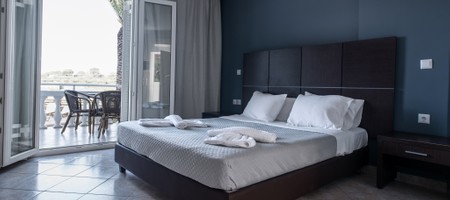 Superior Triple with Sea View