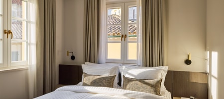 Deluxe Guestroom with Inland View