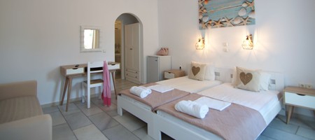  Deluxe Double Or  Twin Room Semi Basement