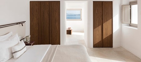 River Pool Suite Caldera Sea View