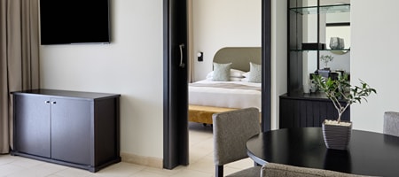 Deluxe Sea View Suite
