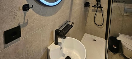 B6 SUPERIOR SUITE WITH BALCONY