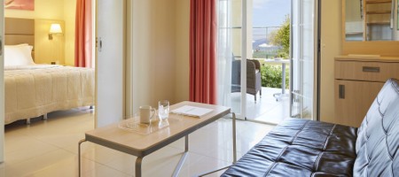 Superior Family Suite with Garden View