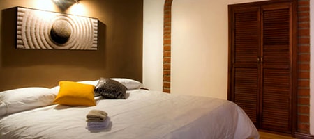 Spacious Room – EARTH II 🌍