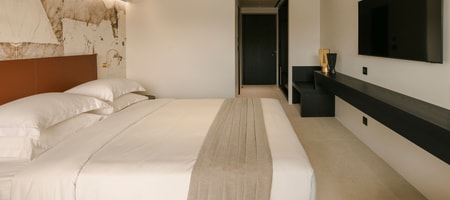 Design Room with Side Sea View