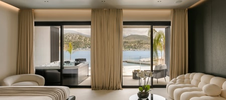 Junior Sea View Suite with Jacuzzi & Hammam