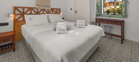 Apollonia Suite 1 (Garden View)