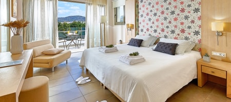 Superior Room Garden/Mountain View