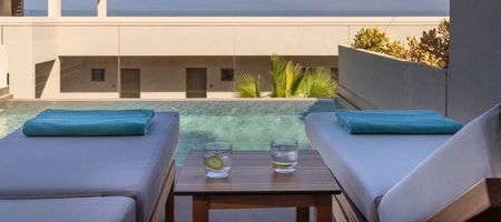 Ivory Gold Suite Side Seaview Individual Pool