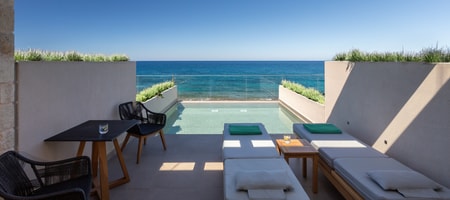 Ivory Gold Suite Seaview Individual Pool