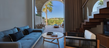 Black Pearl Maisonette Mountain View with Plunge Pool