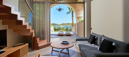 Black Pearl Maisonette Sea View with Plunge Pool