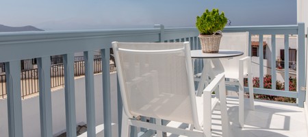 Standard Apartment with Sea View Balcony– Two Single Beds