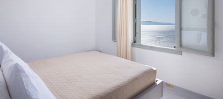 Deluxe Residence | Panoramic Sea & Sunrise View [70 m²]