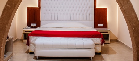 Grand Master Suites