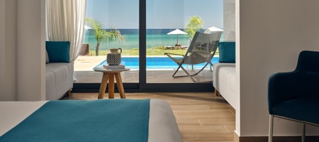 SeaSide Suite with private pool