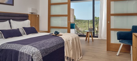Suite with Sea View | Annex 200m