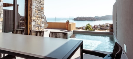 Grand Suite with Private Pool & Outdoor living area - Sea View