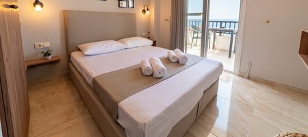 Double Rooms Sea View